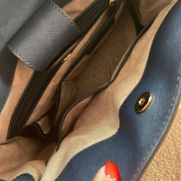 Beautiful brand new Michael Kors Bag. Leather. Never used - Picture 2 of 3